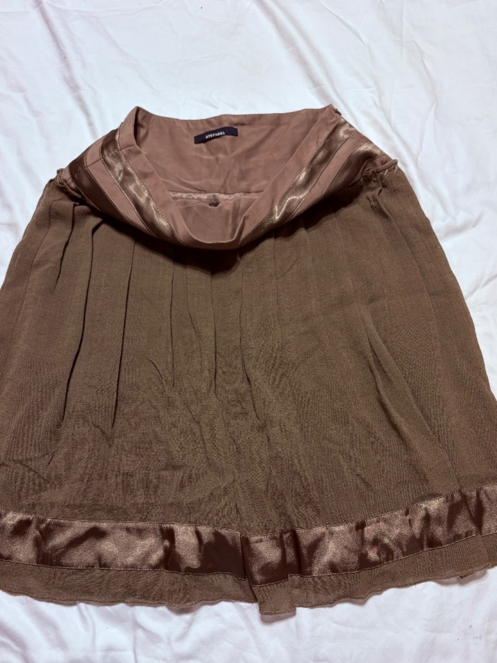 Designer Vintage 2002 Stefanel Brown Satin Trim Pleated Midi Skirt Size 6 - Picture 2 of 10